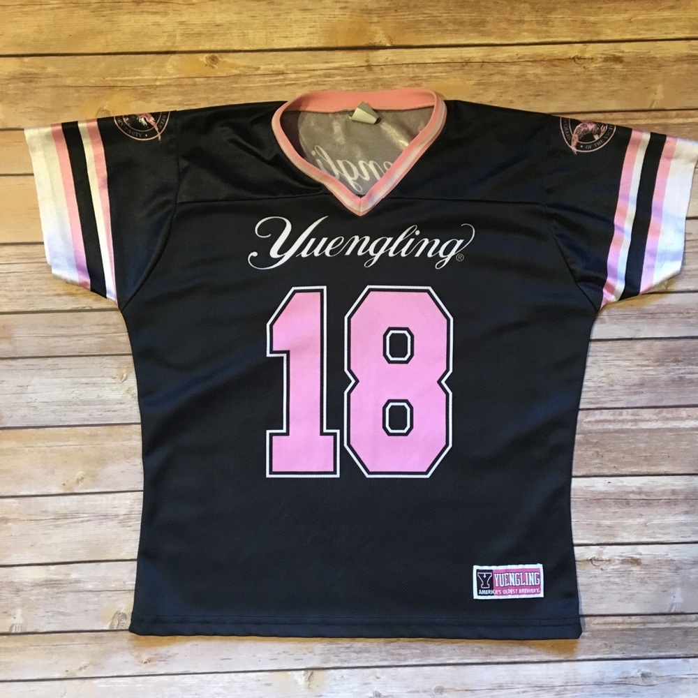 🍎 Yuengling Women’s Jersey. Size L.